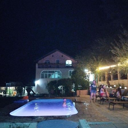 Hotel Casamarinela Orszowa Zewnętrze zdjęcie