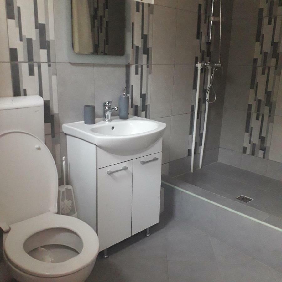 Hotel Casamarinela Orszowa Zewnętrze zdjęcie